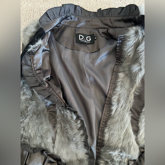 Vintage D&G RABBIT FUR VEST - Picture 12 of 13